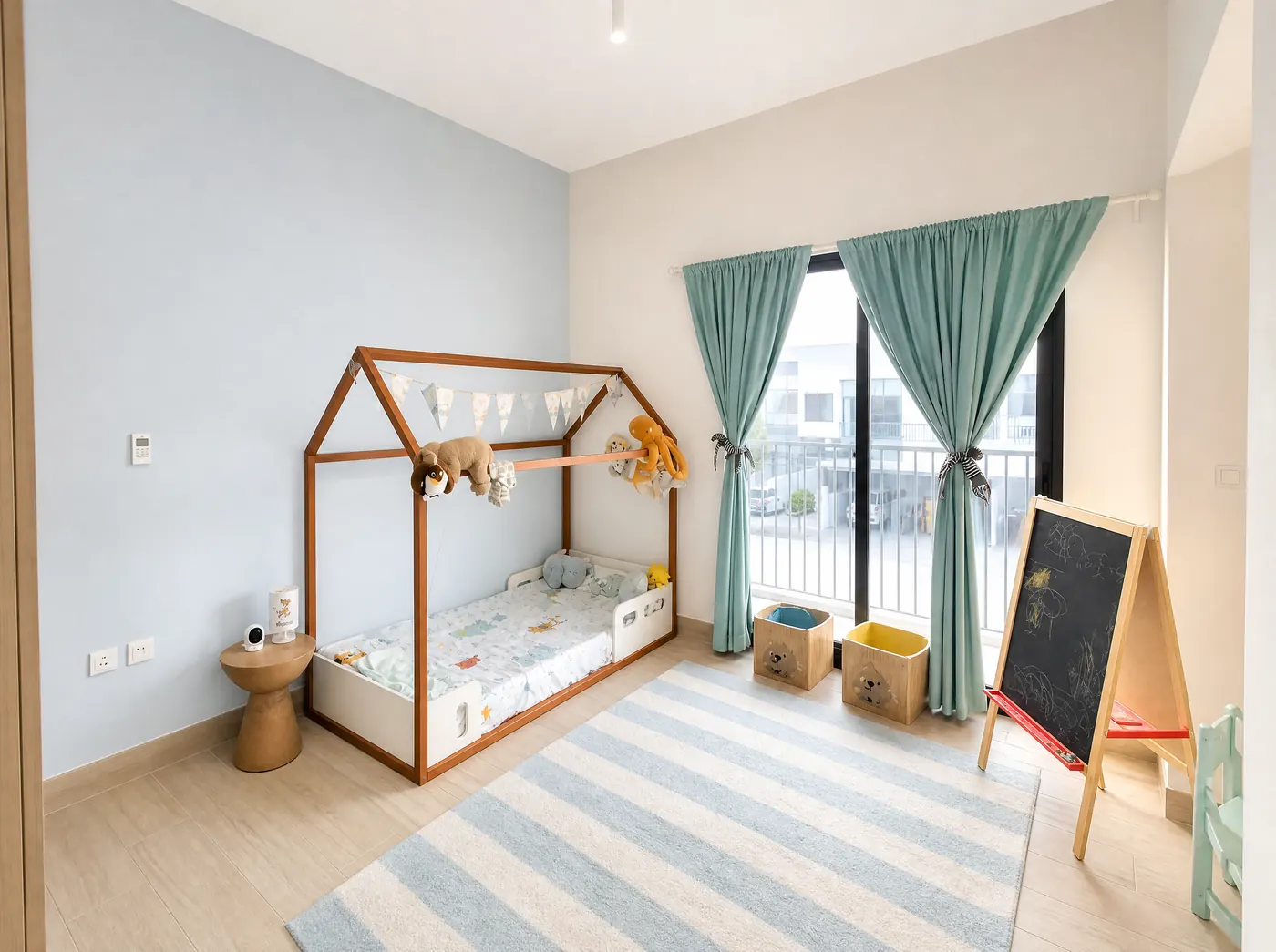 The lived-in townhouse: Photo 15, delivered by Ryselist