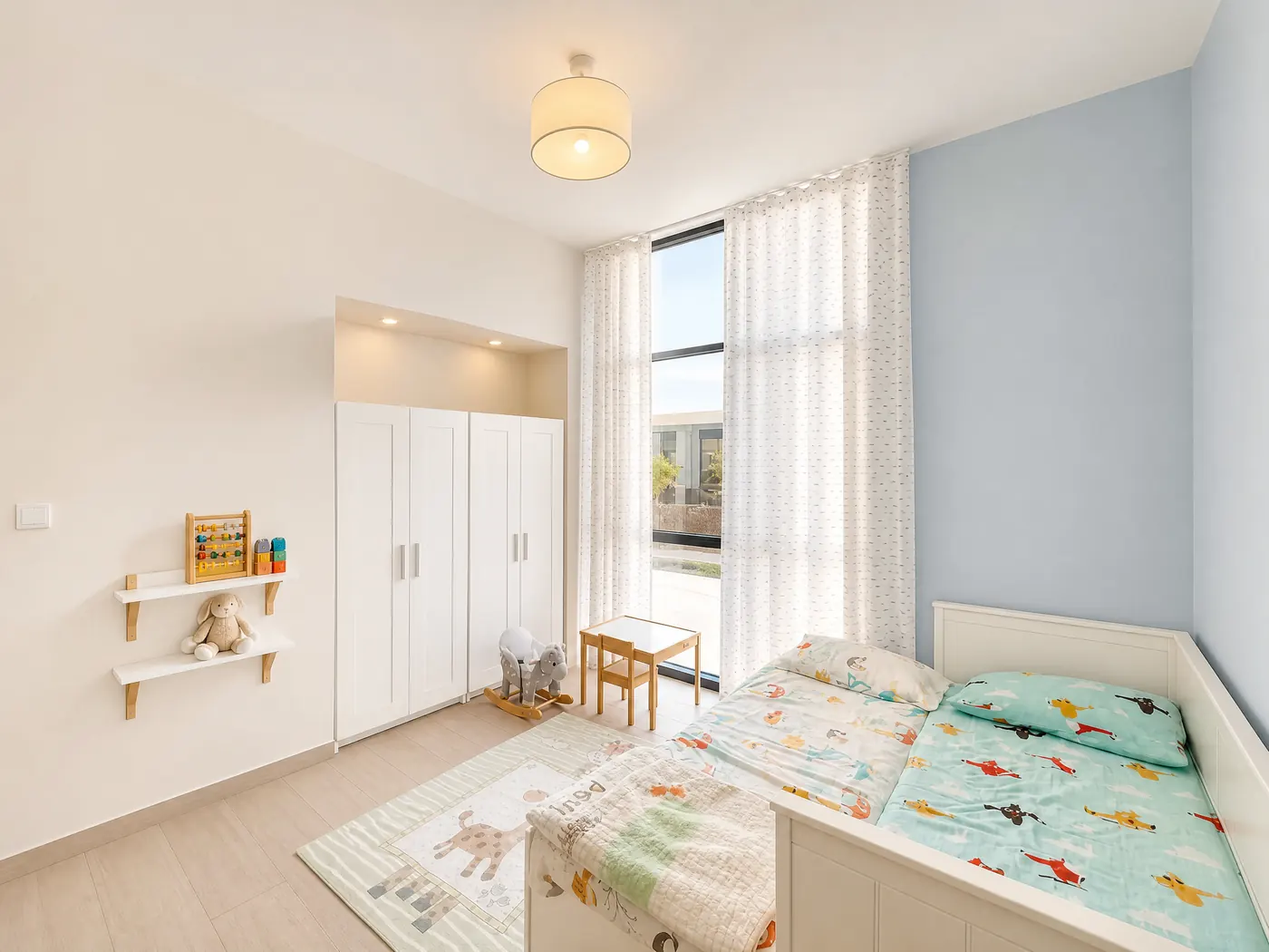 The lived-in townhouse: Photo 17, delivered by Ryselist
