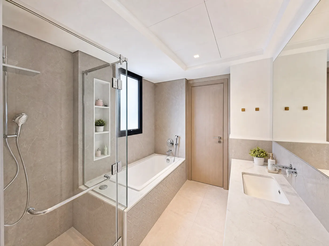 The lived-in townhouse: Photo 21, delivered by Ryselist