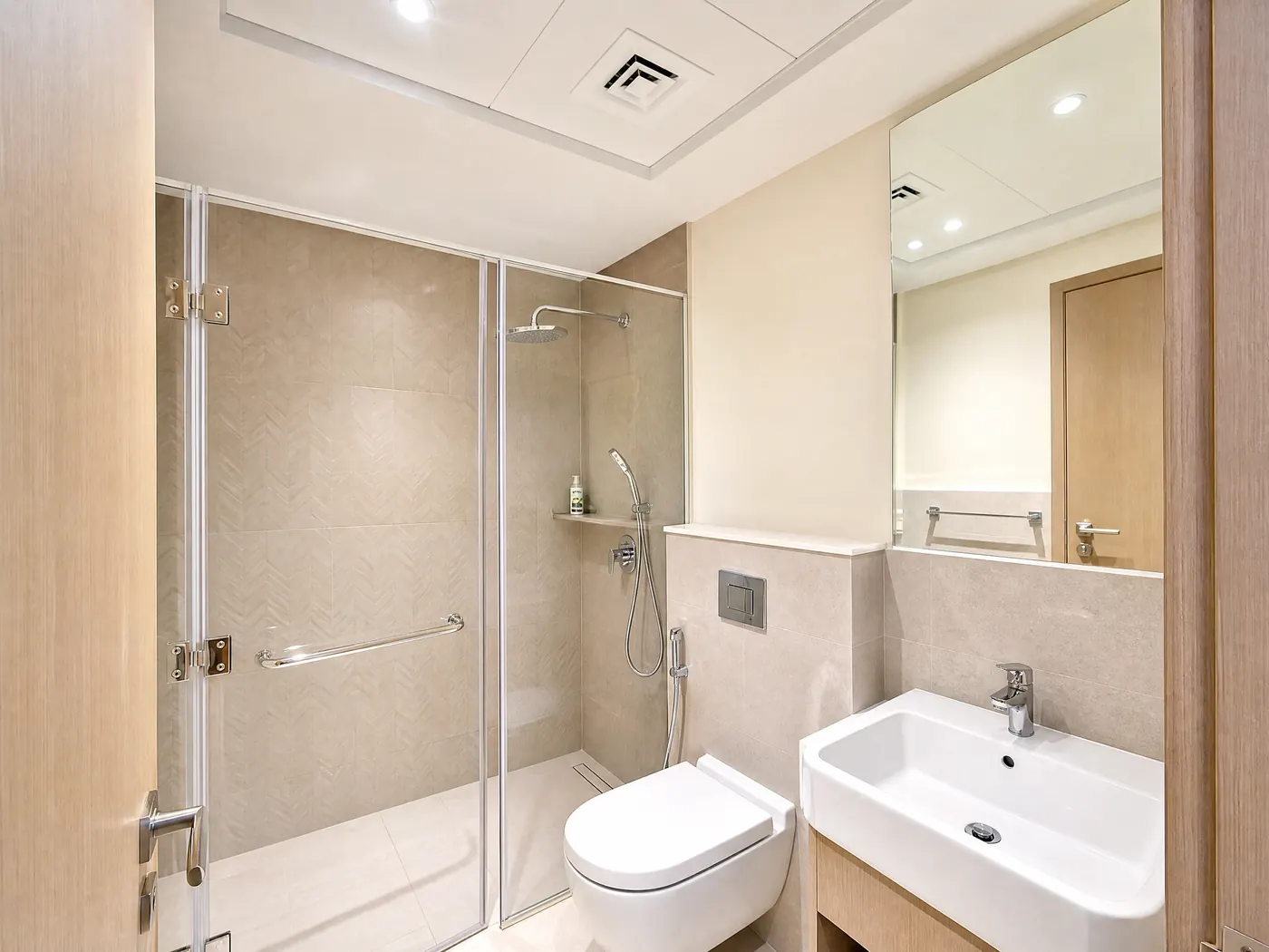 The lived-in townhouse: Photo 25, delivered by Ryselist