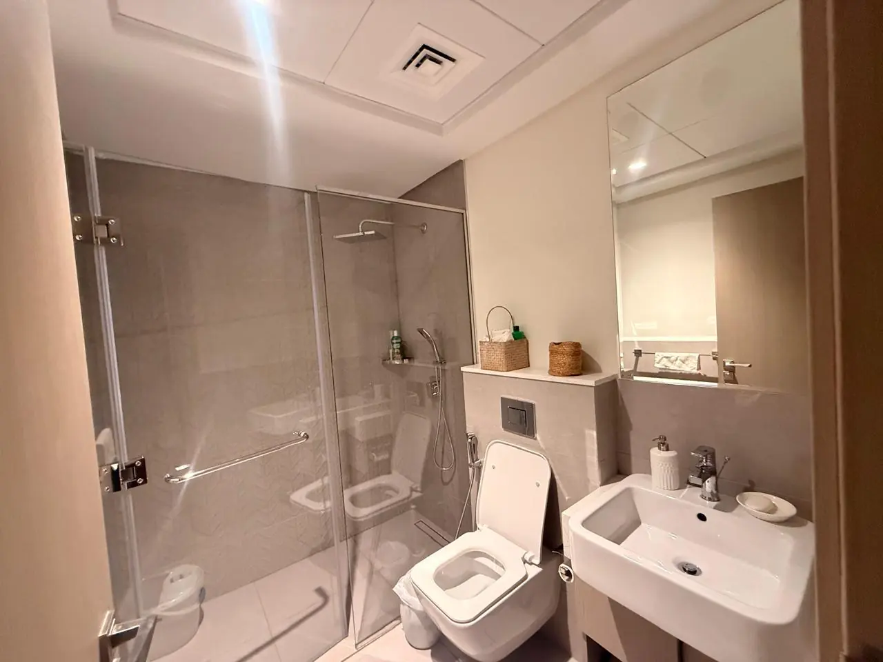 The lived-in townhouse: Photo 11, shot on the agent's phone