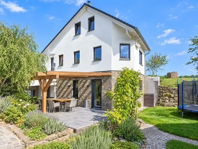 Property in Germany, delivered listing photo