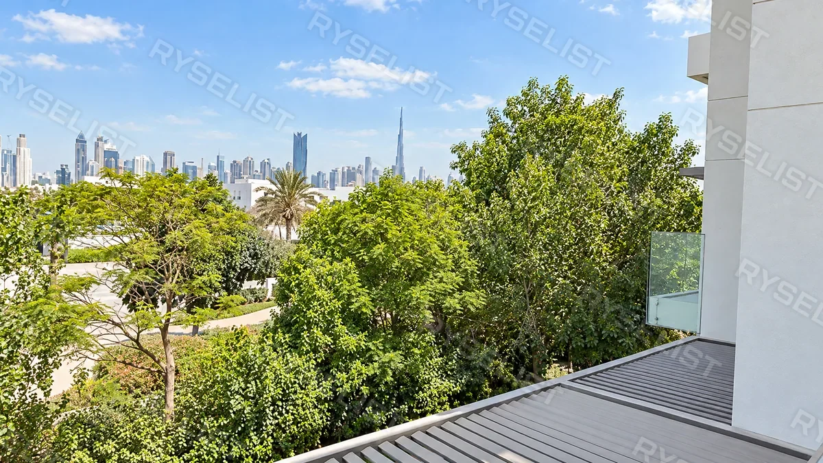 Der Balkon, das fertige Foto für das Inserat