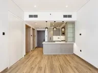 Açık mutfaklı oturma odası