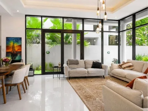 Villa, 2 bed, delivered listing photo 1