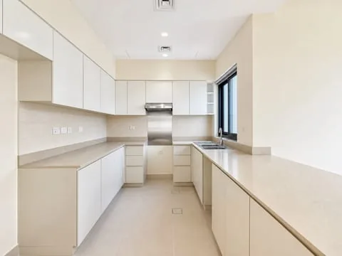 Villa, 2 bed, delivered listing photo 1