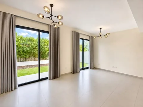 Villa, 2 bed, delivered listing photo 2