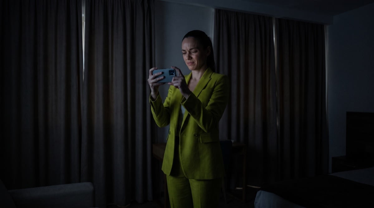 Common filming mistake: the room is too dark