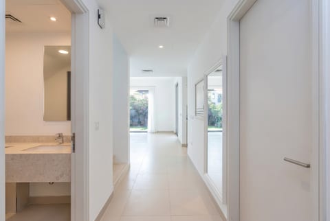 Example 13, delivered photo 5