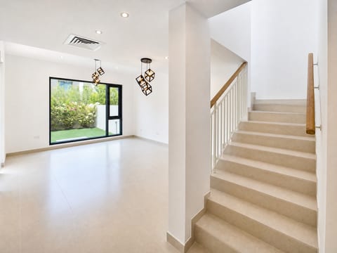 Example 19, delivered photo 3