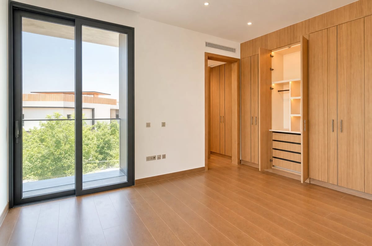 The AED 3.3M rental delivered listing photo 13