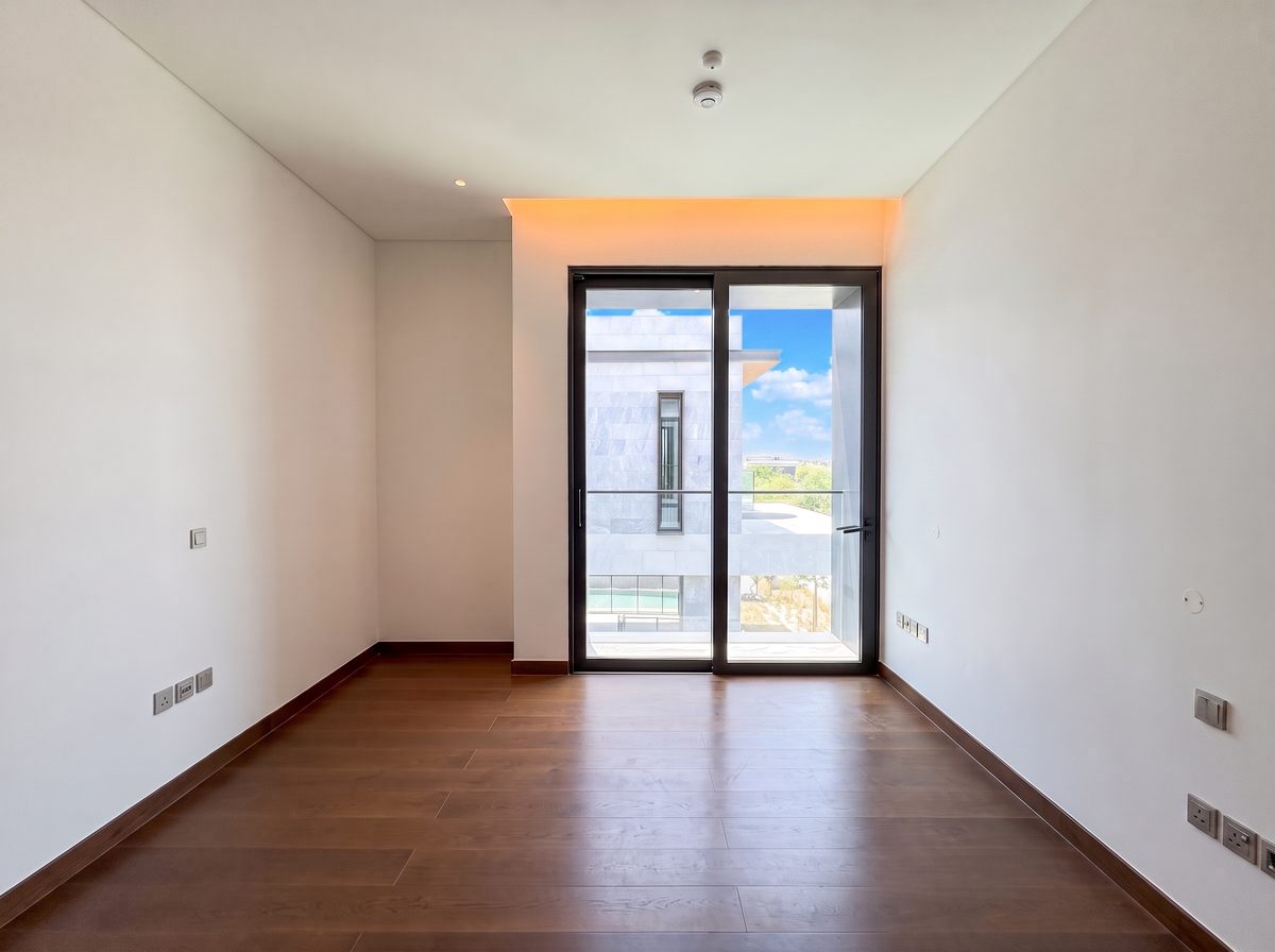 The AED 3.3M rental delivered listing photo 26