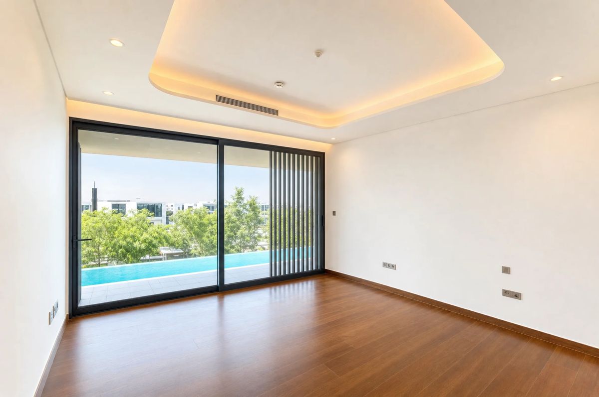 The AED 3.3M rental, the agent’s own frame 11