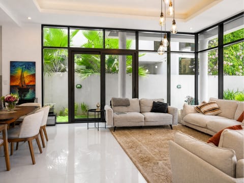 2-Bed Villa, delivered listing photo 1