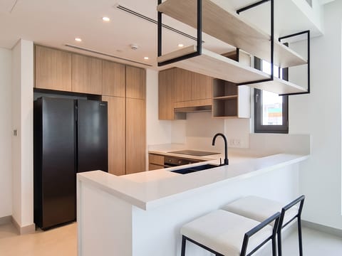 4-Bed Villa, delivered listing photo 2