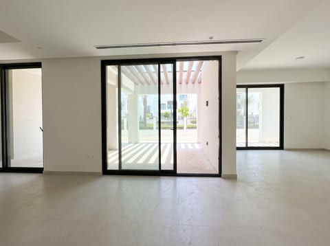 5-Bed Apartment, delivered listing photo 3
