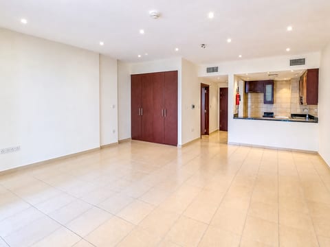 2-Bed Apartment, delivered listing photo 3