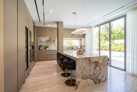 2-Bed Apartment, delivered listing photo 2