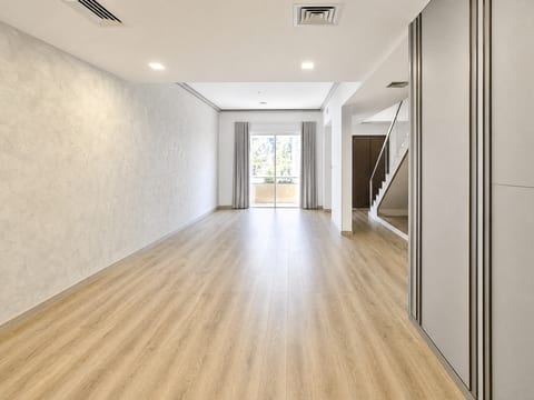 2-Bed Apartment, delivered listing photo 3