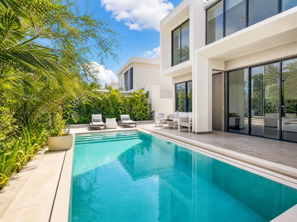 2-Bed Villa, delivered listing photo 2