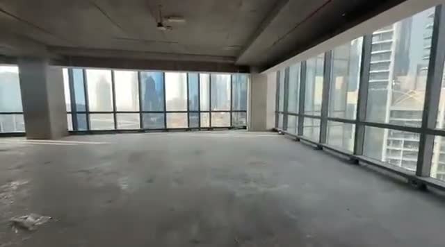 The office under construction, the agent’s own frame 3
