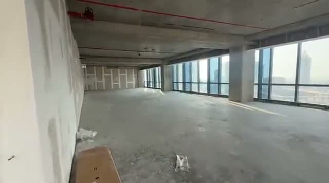 The office under construction, the agent’s own frame 4